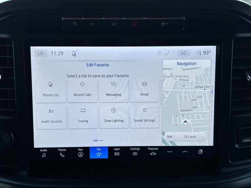 Ford F-150 Vehicle Full-screen Gallery Image 23