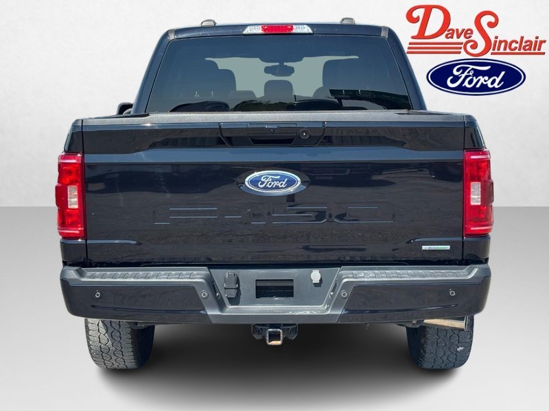 Ford F-150 Vehicle Full-screen Gallery Image 08