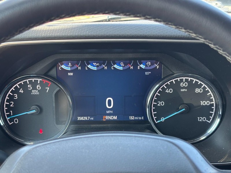 Ford F-150 Vehicle Full-screen Gallery Image 21