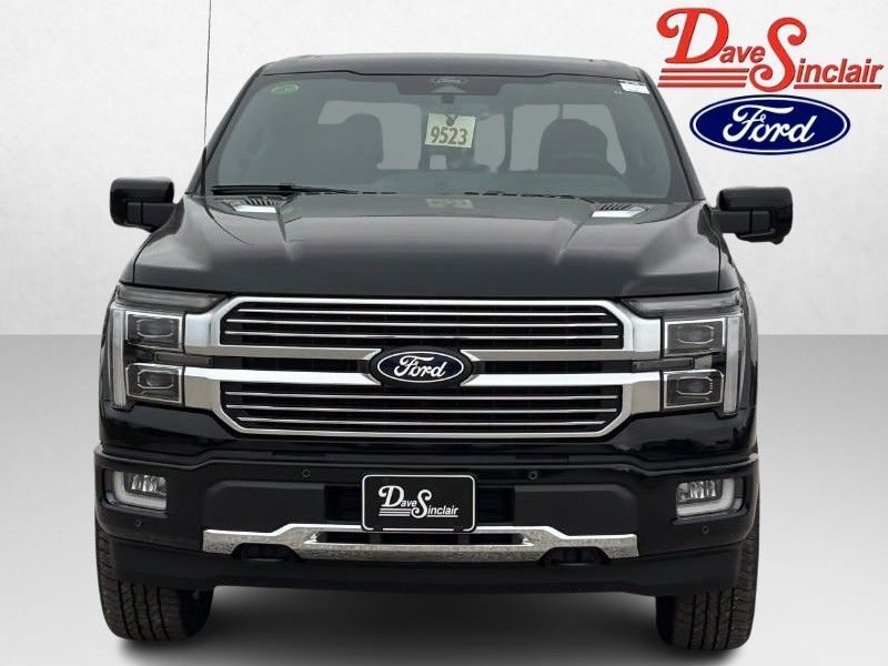 Ford F-150 Vehicle Full-screen Gallery Image 02