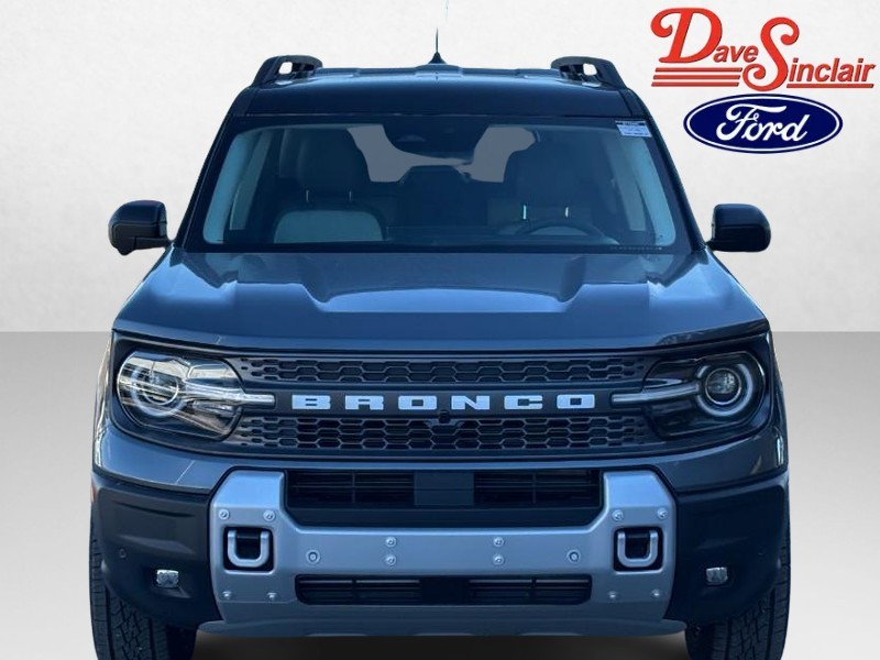 Ford Bronco Sport Vehicle Full-screen Gallery Image 02
