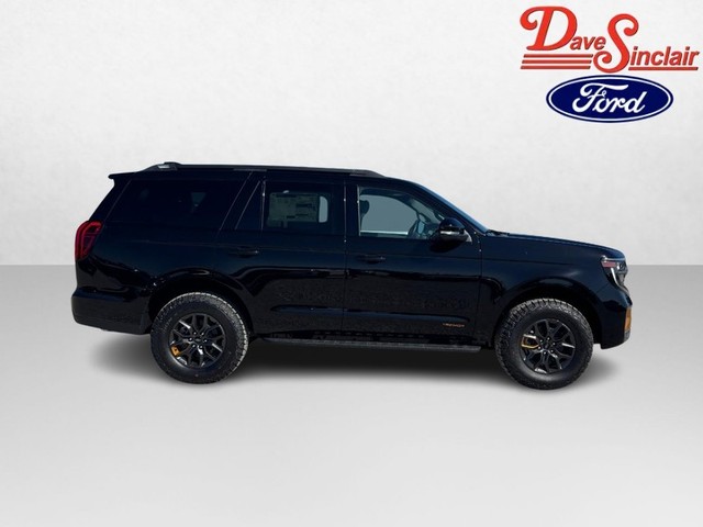 2027 Ford Expedition Tremor thumbnail image 04