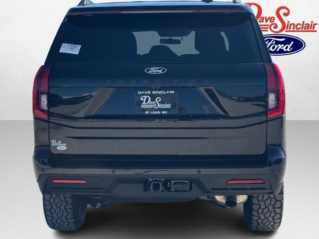 2027 Ford Expedition Tremor thumbnail image 06