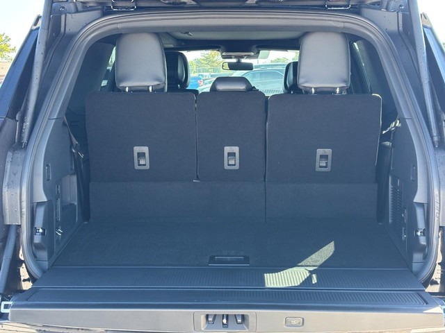 2027 Ford Expedition Tremor thumbnail image 09