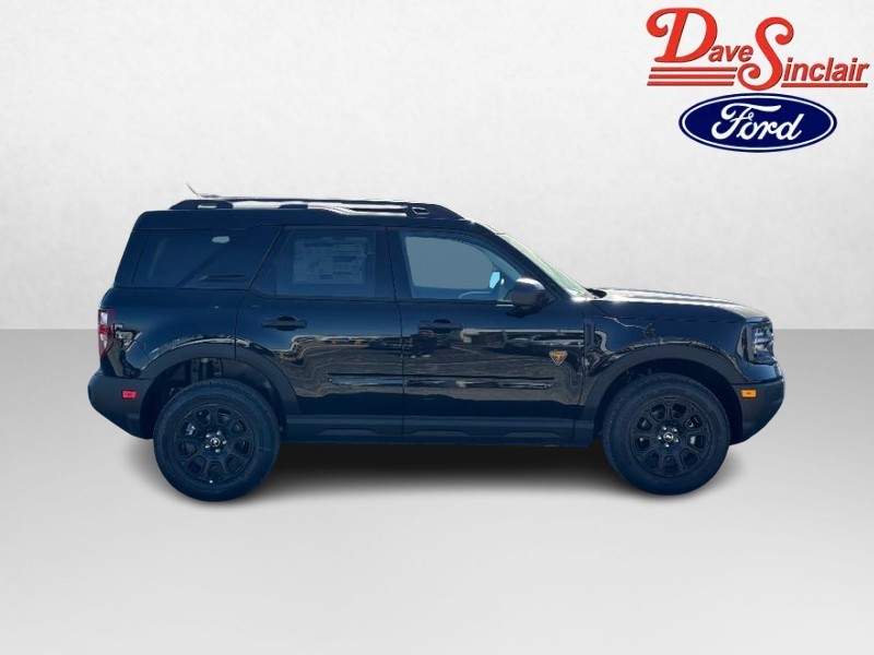 Ford Bronco Sport Vehicle Full-screen Gallery Image 05