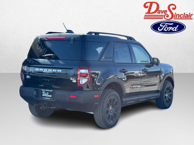 Ford Bronco Sport Vehicle Full-screen Gallery Image 07
