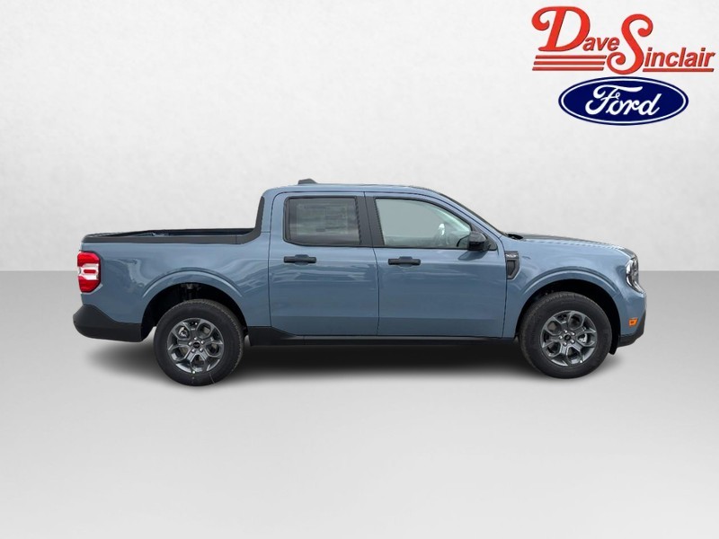 Ford Maverick Vehicle Full-screen Gallery Image 05