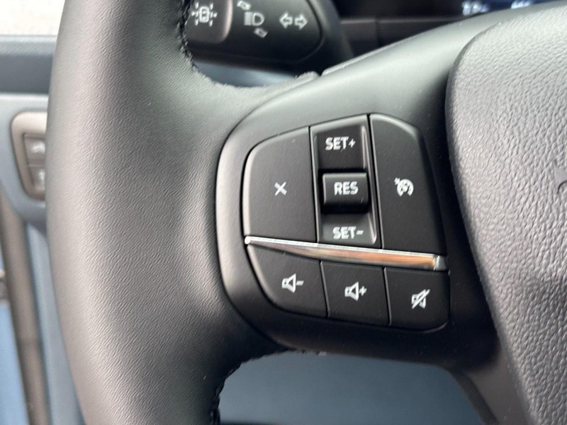 Ford Maverick Vehicle Full-screen Gallery Image 19