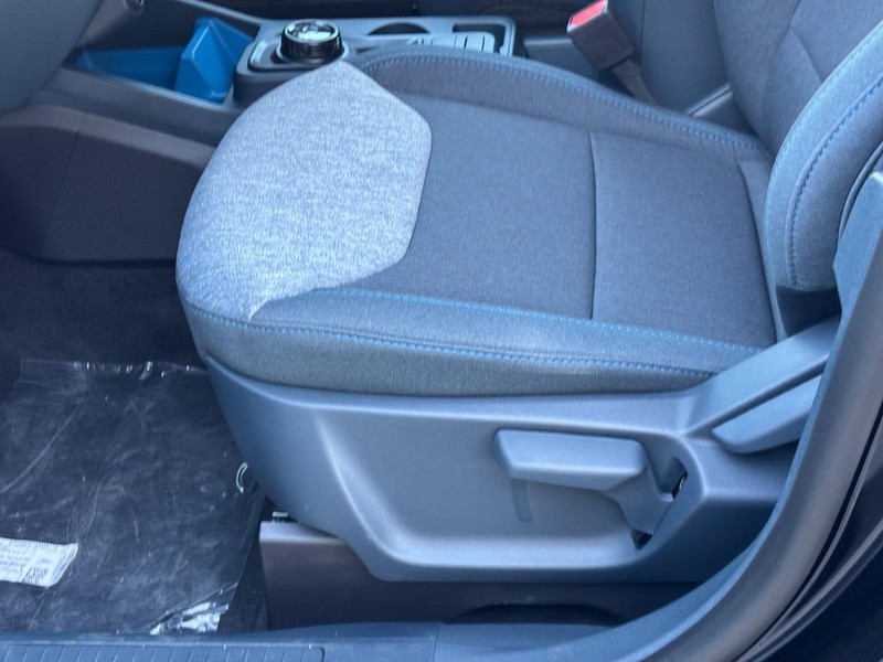 Ford Maverick Vehicle Full-screen Gallery Image 17