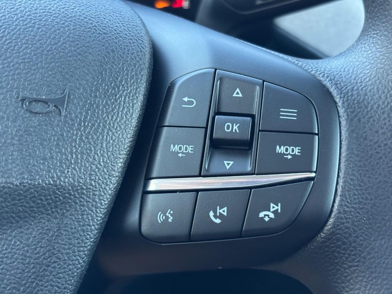 Ford Maverick Vehicle Full-screen Gallery Image 20