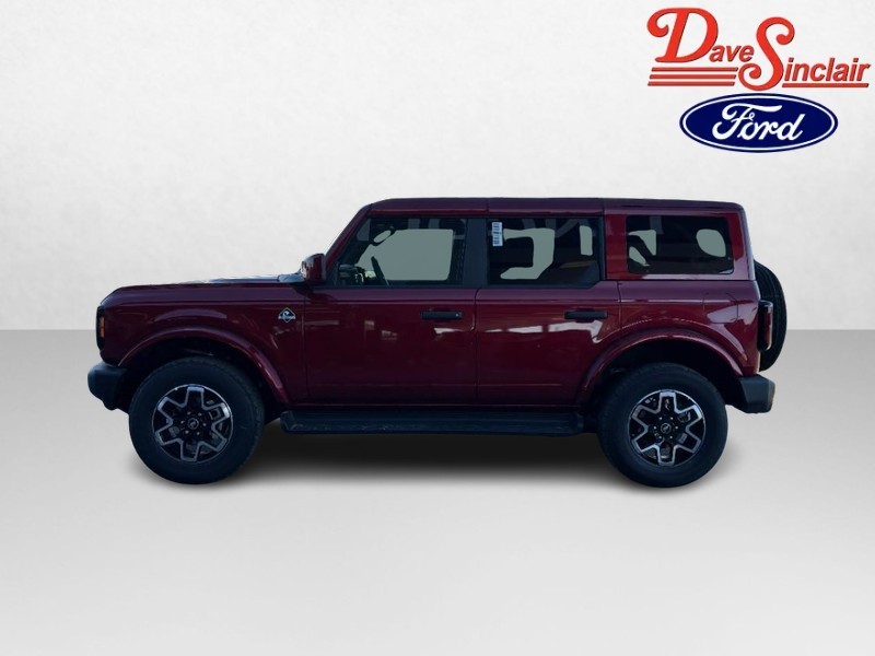 Ford Bronco Vehicle Full-screen Gallery Image 10