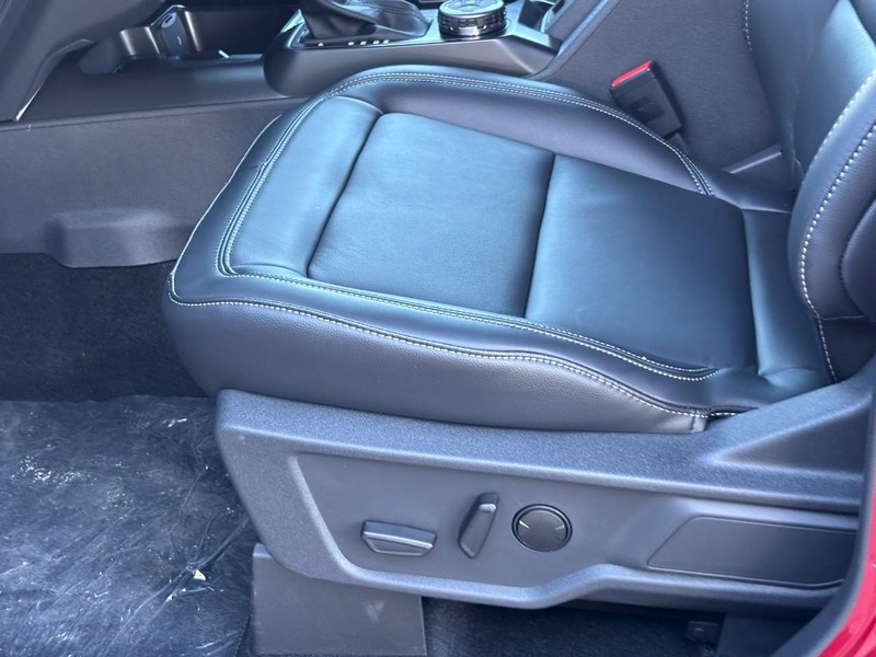 Ford Bronco Vehicle Full-screen Gallery Image 17
