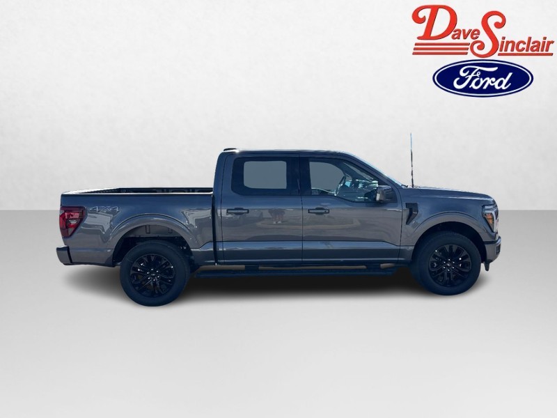 Ford F-150 Vehicle Full-screen Gallery Image 05