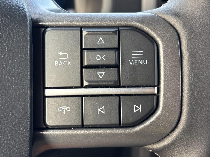 Ford F-150 Vehicle Full-screen Gallery Image 20