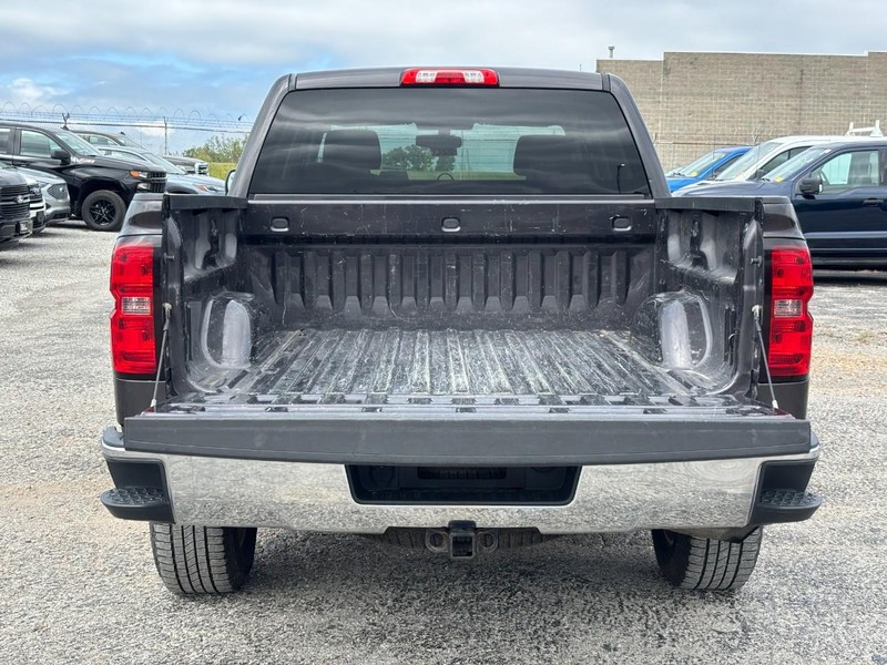 Chevrolet Silverado 1500 Vehicle Full-screen Gallery Image 09
