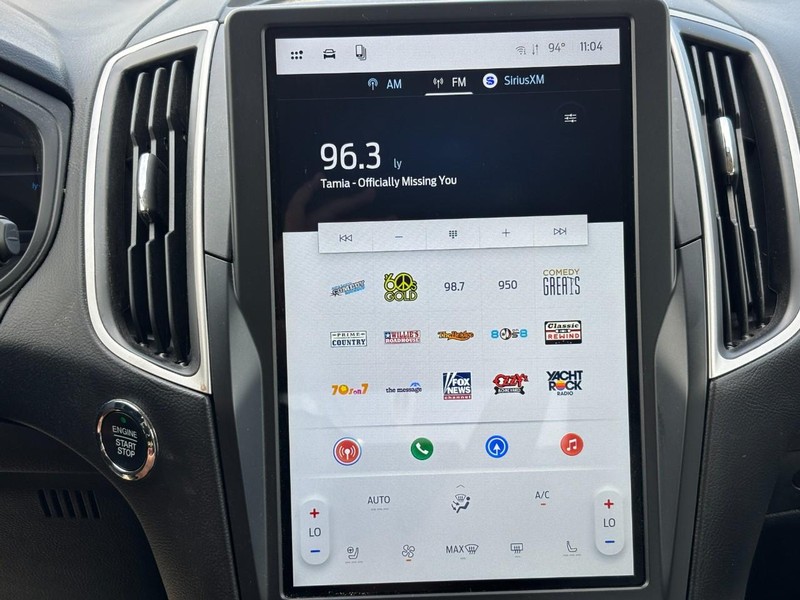Ford Edge Vehicle Image 22