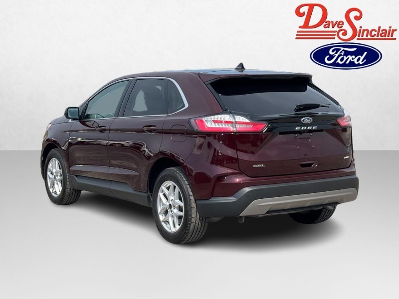 Ford Edge Vehicle Full-screen Gallery Image 09