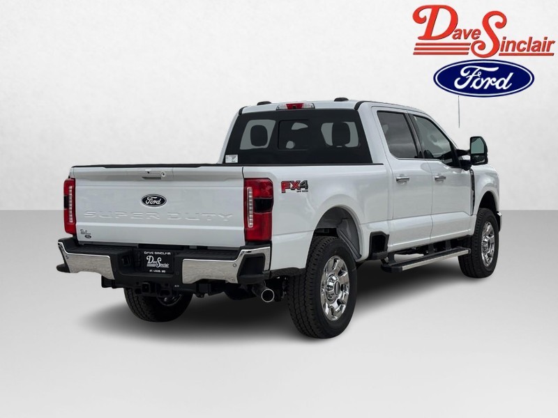 Ford Super Duty F-250 SRW Vehicle Image 07