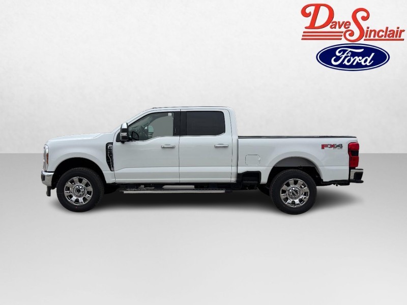 Ford Super Duty F-250 SRW Vehicle Image 10