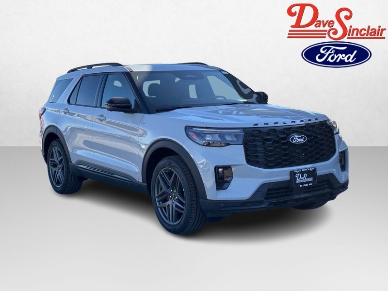 Ford Explorer Vehicle Full-screen Gallery Image 04