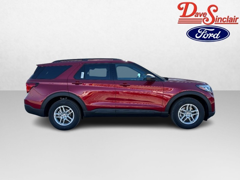 Ford Explorer Vehicle Full-screen Gallery Image 05
