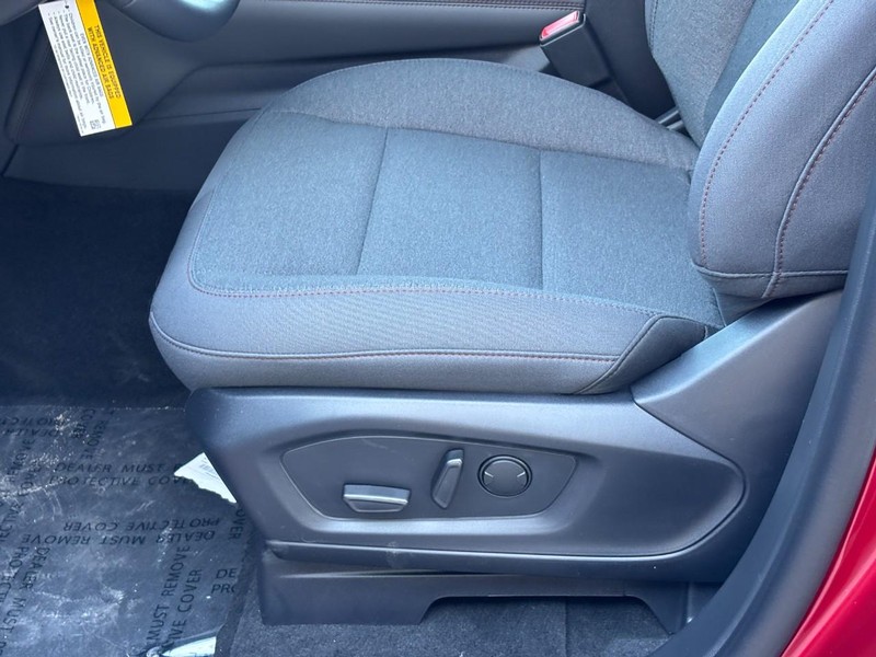 Ford Explorer Vehicle Full-screen Gallery Image 18