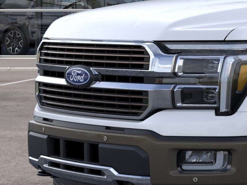 Ford F-150 Vehicle Full-screen Gallery Image 19