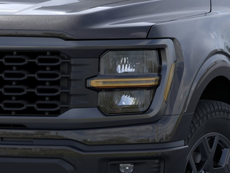 Ford F-150 Vehicle Full-screen Gallery Image 20