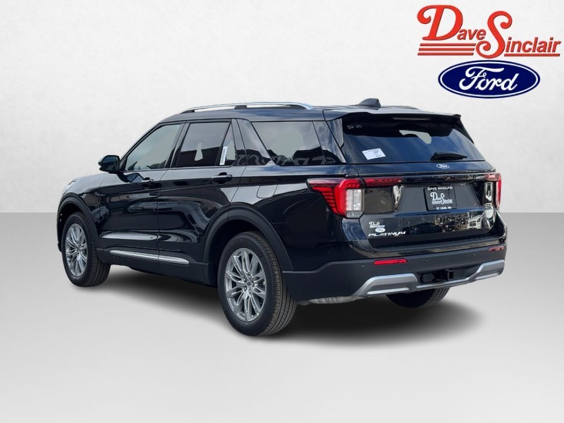 Ford Explorer Vehicle Full-screen Gallery Image 09