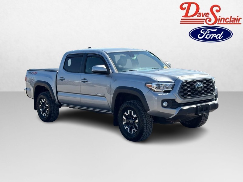 Toyota Tacoma 4WD Vehicle Full-screen Gallery Image 04