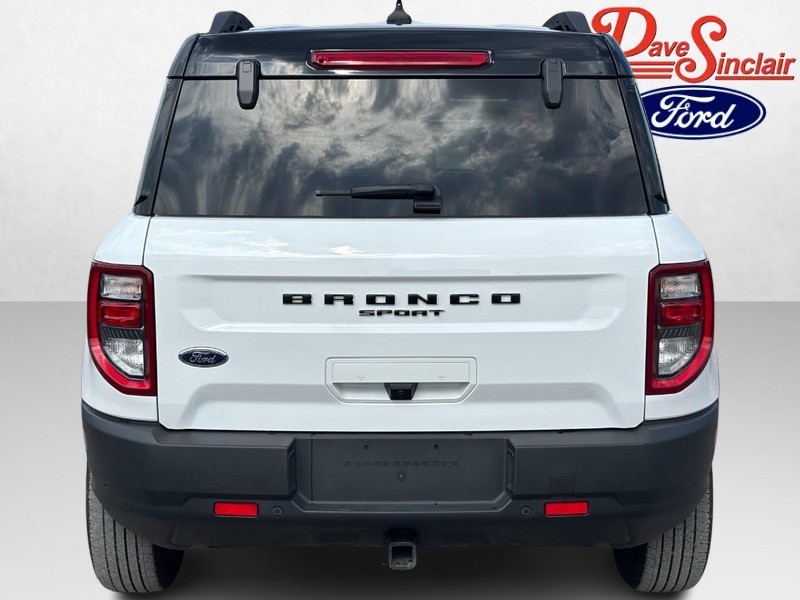Ford Bronco Sport Vehicle Full-screen Gallery Image 08