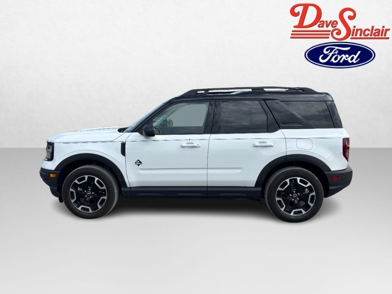 Ford Bronco Sport Vehicle Full-screen Gallery Image 10