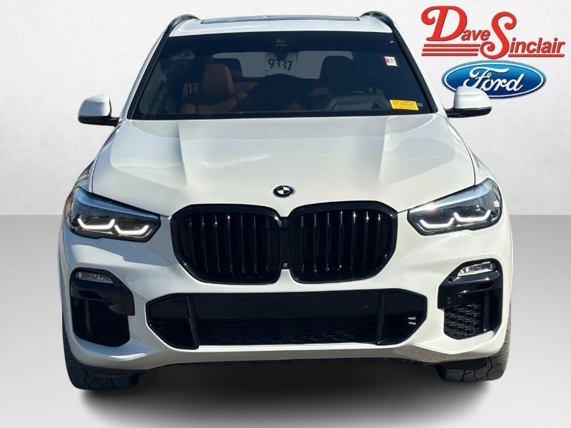 BMW X5 Vehicle Image 02