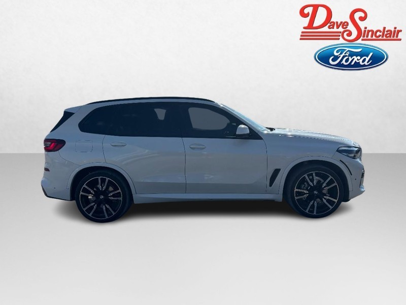 BMW X5 Vehicle Image 05