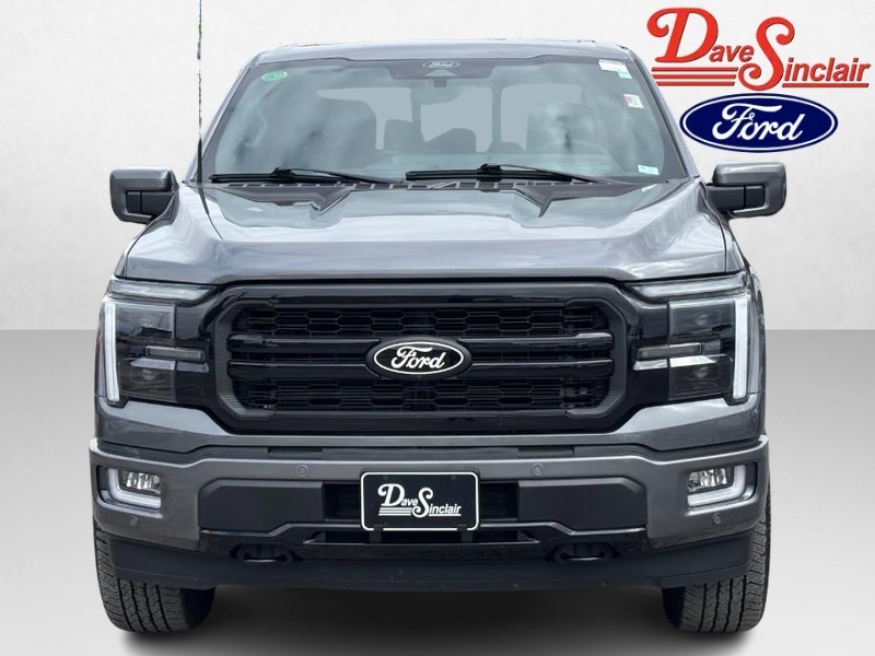 Ford F-150 Vehicle Full-screen Gallery Image 02