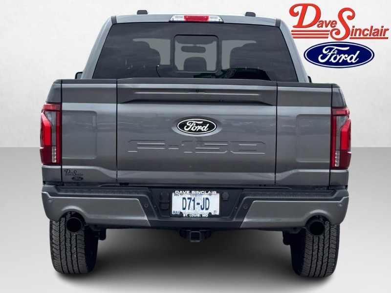 Ford F-150 Vehicle Full-screen Gallery Image 08