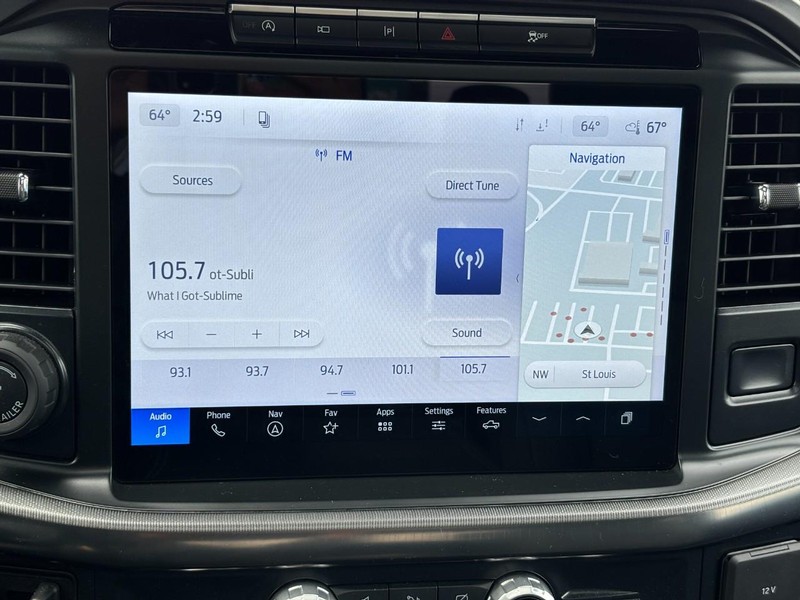 Ford F-150 Vehicle Full-screen Gallery Image 22