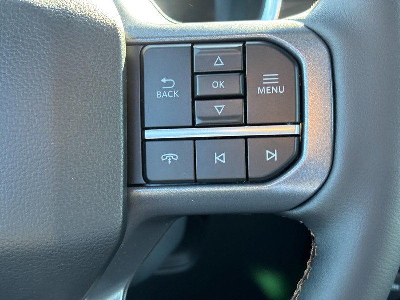 Ford F-150 Vehicle Full-screen Gallery Image 20