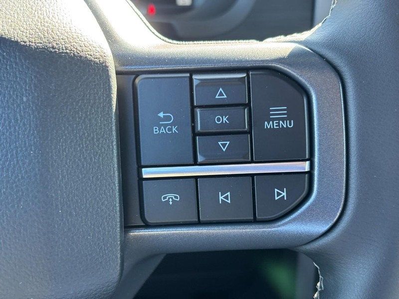 Ford F-150 Vehicle Full-screen Gallery Image 20