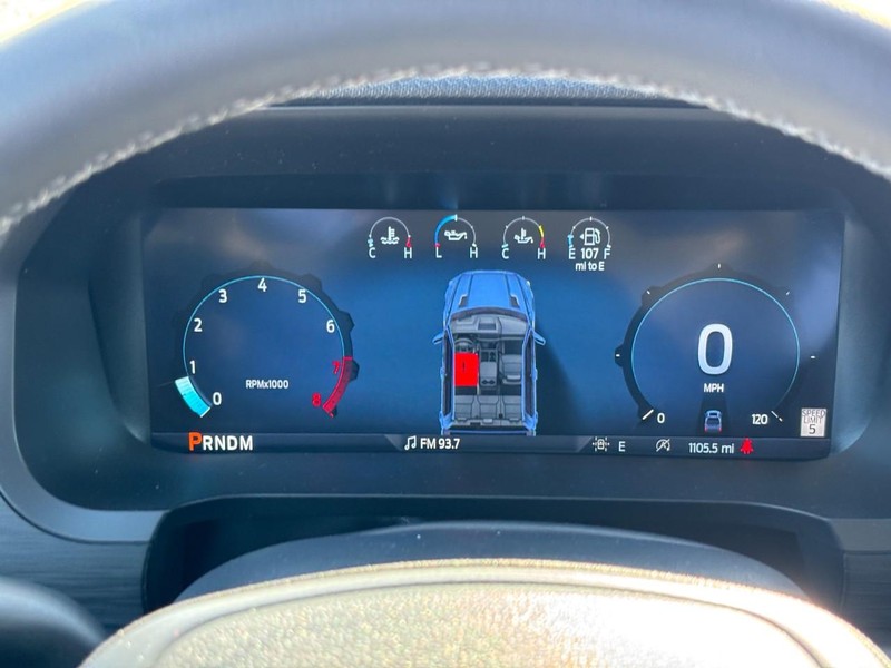 Ford F-150 Vehicle Full-screen Gallery Image 21