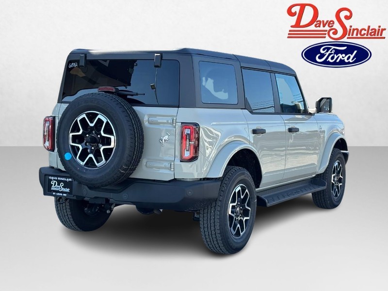 Ford Bronco Vehicle Image 07