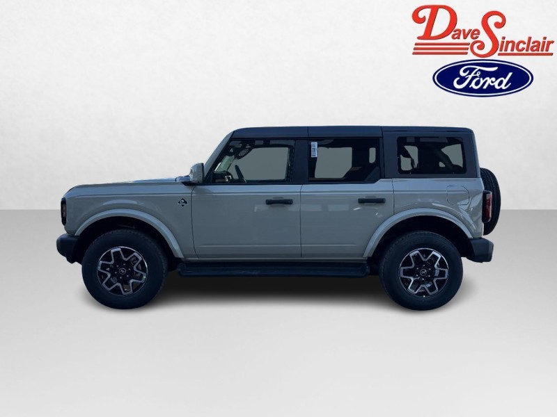 Ford Bronco Vehicle Image 10