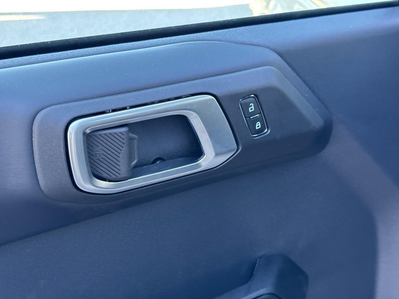 Ford Bronco Vehicle Image 18