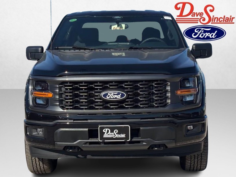 Ford F-150 Vehicle Full-screen Gallery Image 02