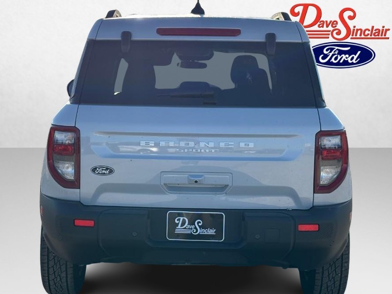 Ford Bronco Sport Vehicle Full-screen Gallery Image 08
