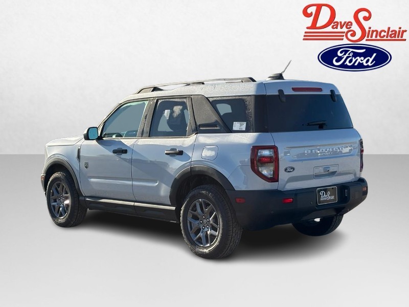 Ford Bronco Sport Vehicle Full-screen Gallery Image 09