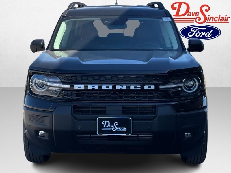 Ford Bronco Sport Vehicle Full-screen Gallery Image 02