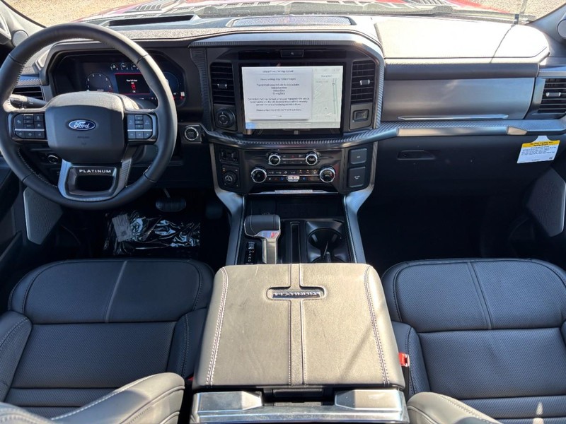 Ford F-150 Vehicle Full-screen Gallery Image 15