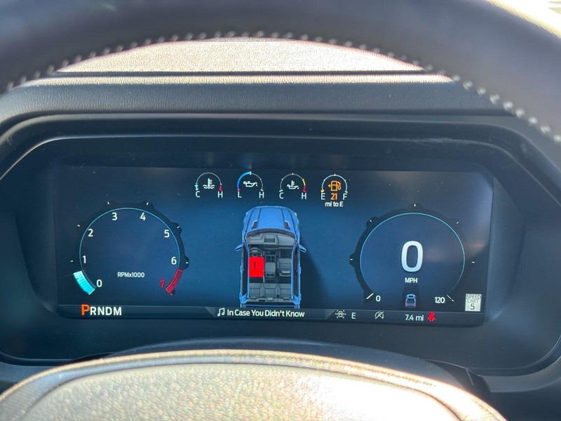 Ford F-150 Vehicle Full-screen Gallery Image 21