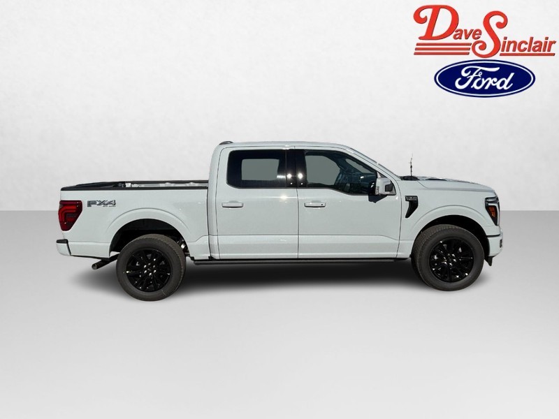 Ford F-150 Vehicle Full-screen Gallery Image 05